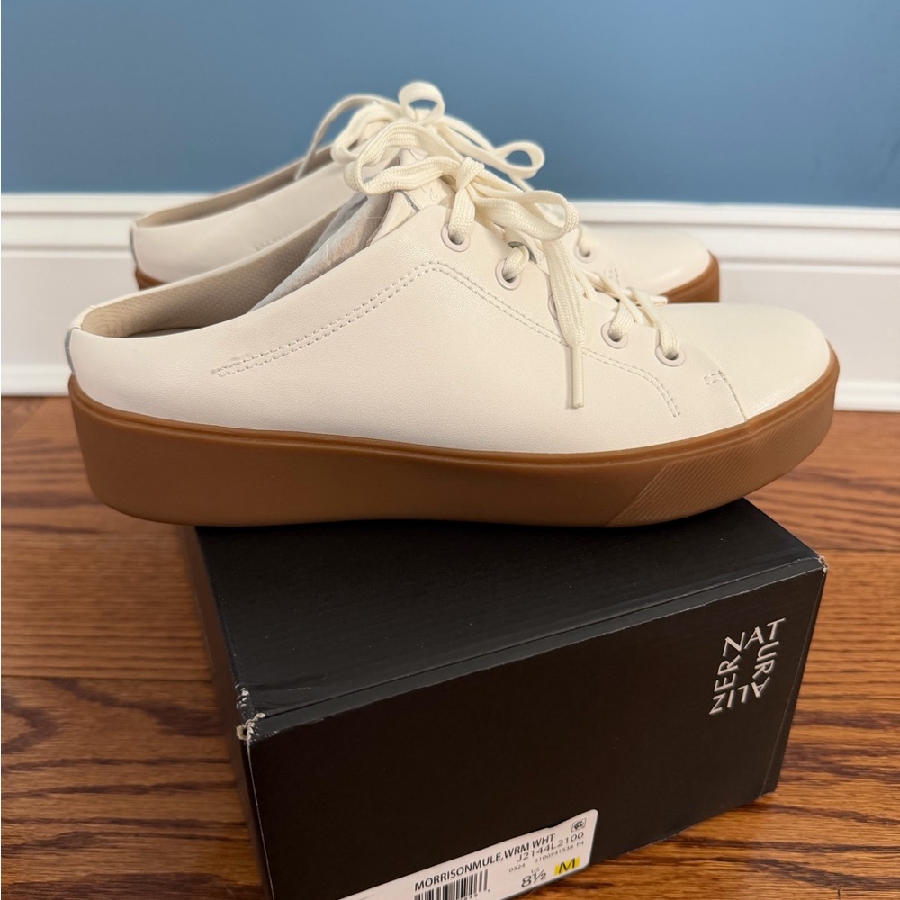 Naturalizer Cream Leather Lace-Up Mule with Tan Platform